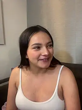 Cami18_pinkk webcam