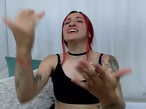ninaa_fox webcam