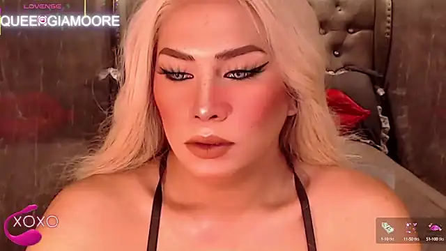 Lady_Giamoore webcam
