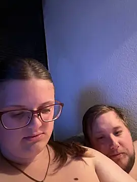 CurvyPaar2 webcam