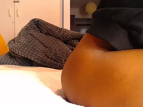ItsAmber25 webcam