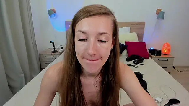 KateRedgar webcam