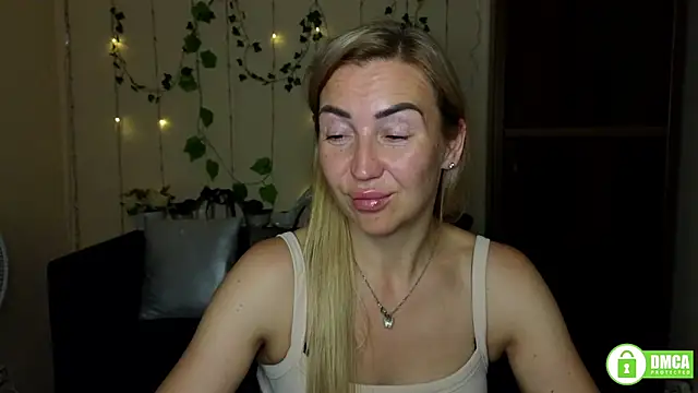 Kiss_julli88I webcam