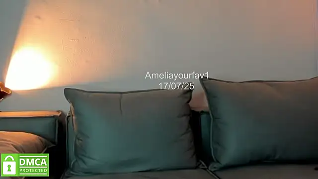 ameliayourfav1 webcam