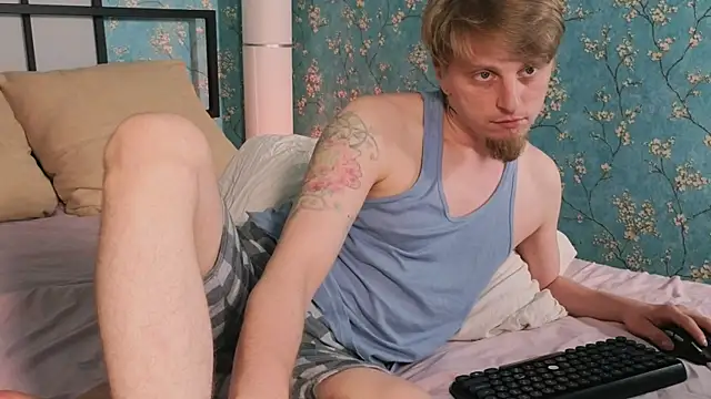 Saint_Vicious webcam