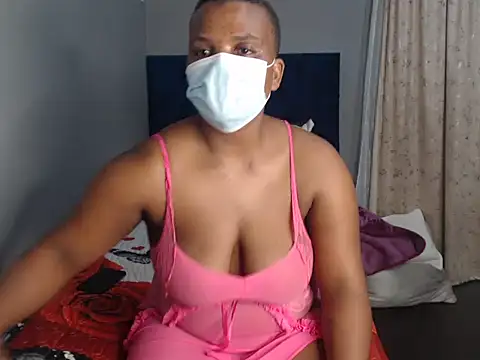 sexybitcheyes webcam