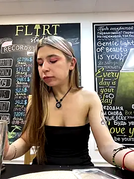 ValerieOhara webcam