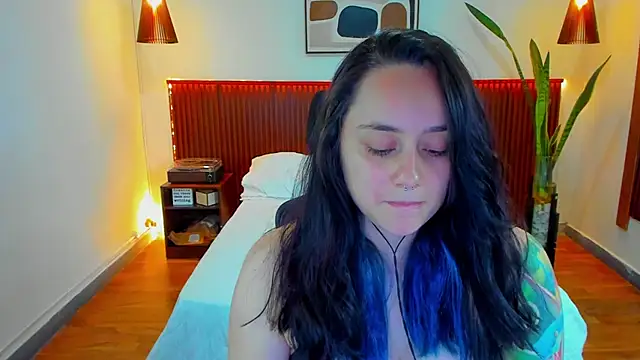 KatherineBond webcam