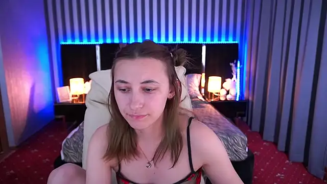 Roxy_Rayy webcam