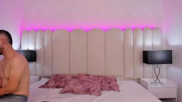 Lushian_Luna webcam