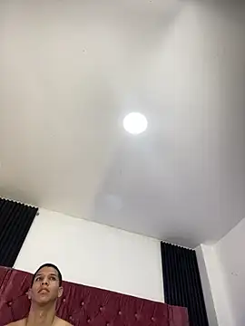Latin_Boyss_ webcam