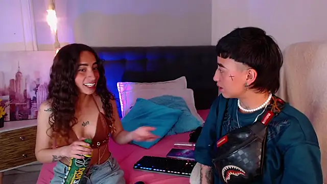 RileyAndAlexa webcam