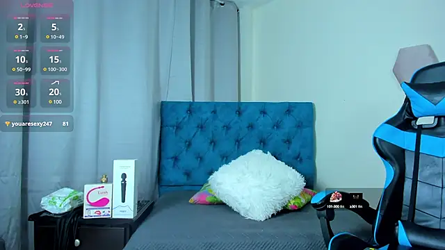 _taylor_black webcam