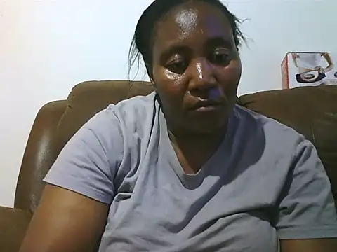 ebonytitts4u webcam