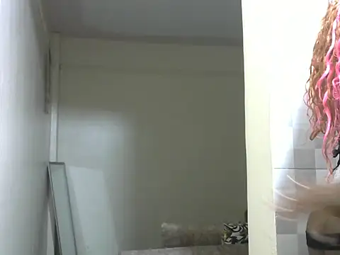 Pretty_brownskinn webcam