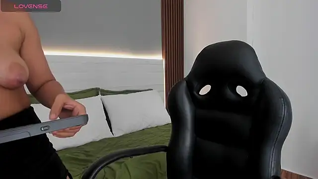 Chiqui_milk_ webcam