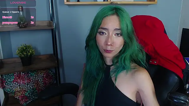 Erika_Stevens webcam