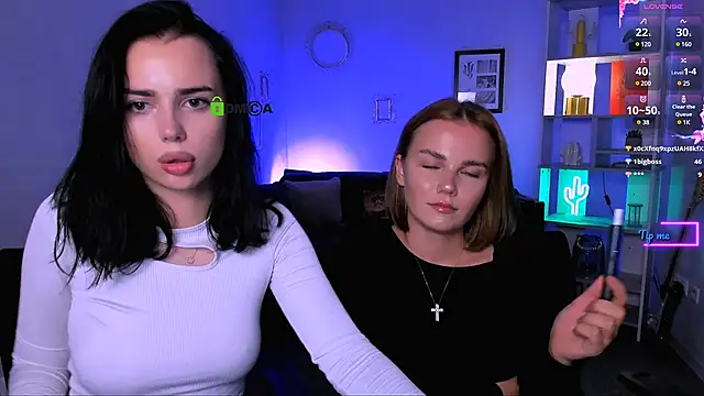 kiana_vin webcam