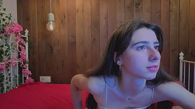 HarrietDutt webcam