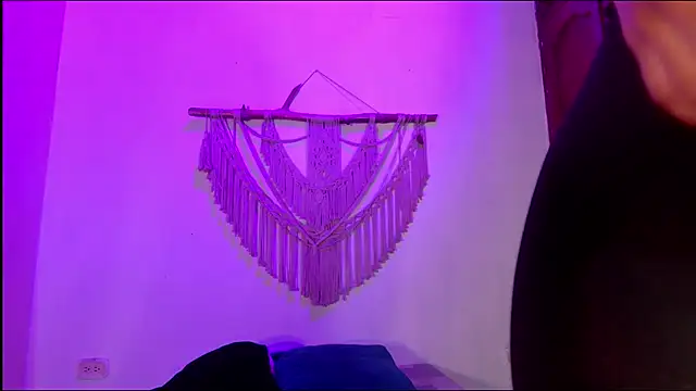 anais_tgn webcam