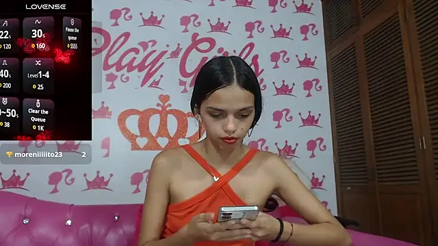 mia_baby_mmm webcam