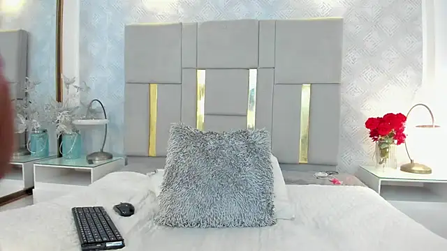 online cam show GaleHodge