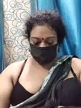 chat with cam Surekha-30