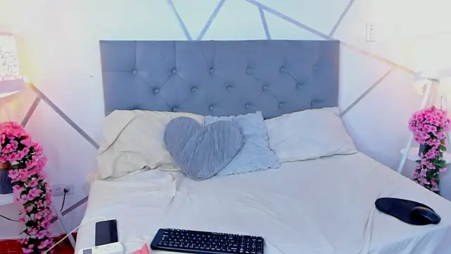 Aurora-Queen webcam