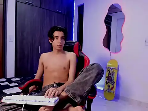 alan_boy01 - Alan_boy01's free webcam - UK Sex Cams
