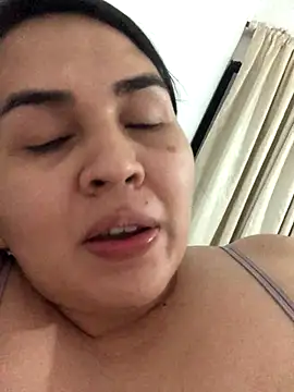 AdriyRichy webcam