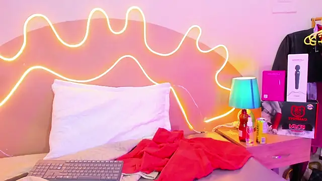 Bella_Fontana