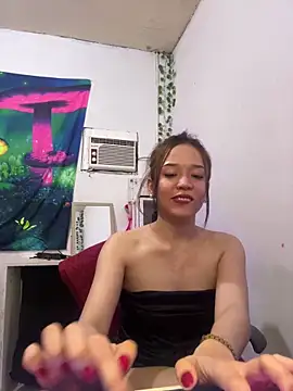 ANALAURAH webcam