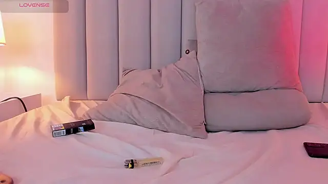 Mia_thompson_19 webcam