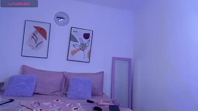 Nicolee_031 webcam