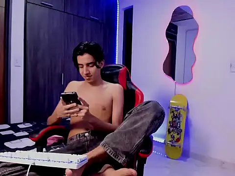 alan_boy01 - Alan_boy01's free webcam