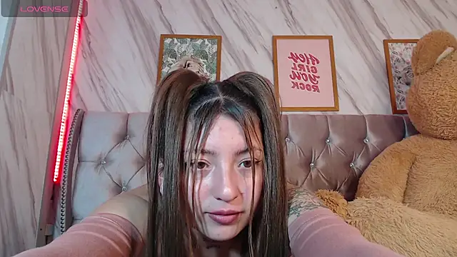 madelen_b webcam