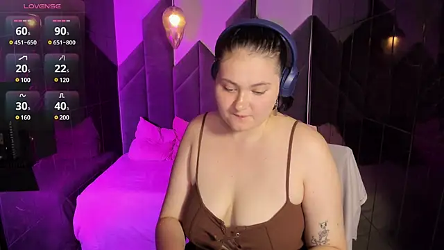 random adult cam chat AlisonShyBaby