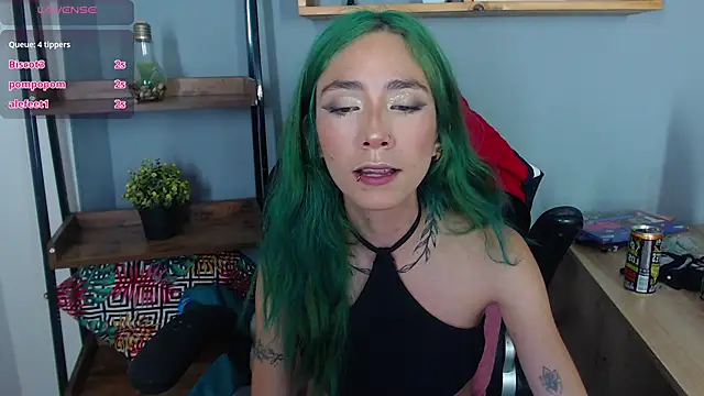 Erika_Stevens webcam