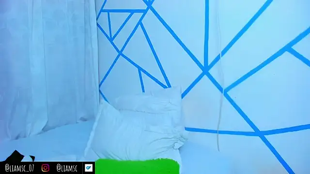 liam_scott77 webcam