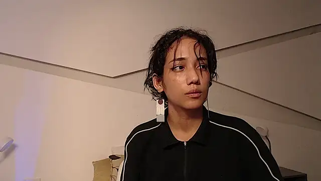 hot_little_bunny webcam