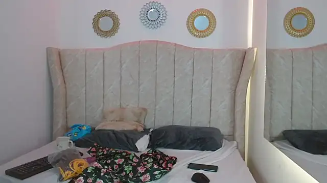 adult live chat Luna Starr69
