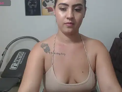 Tania_And_Anthony webcam