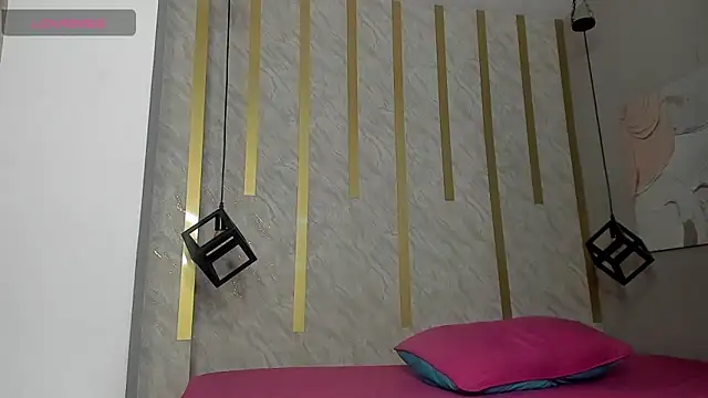 abril_hillss - Abril_Hillss's free webcam - UK Sex Cams
