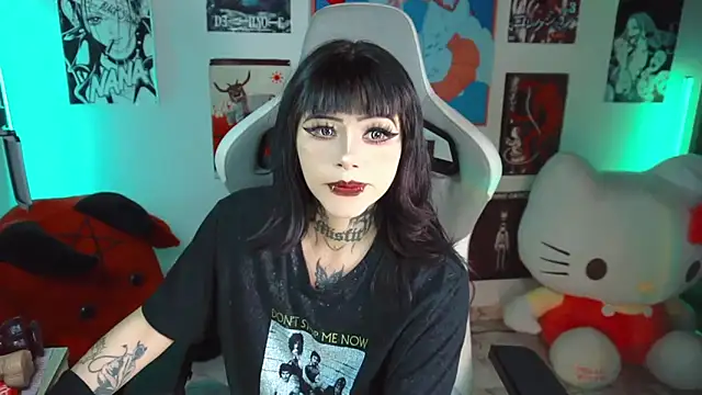 Deadly_Doll webcam