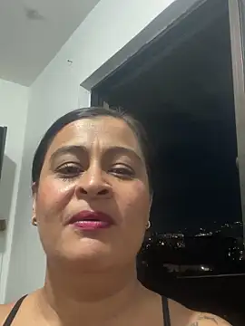 Lili__taylor webcam