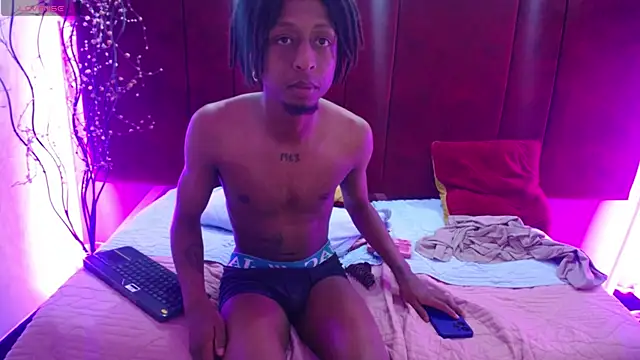 Lauren_n_mike webcam