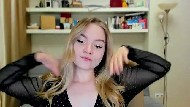 Kara_Smith_ webcam