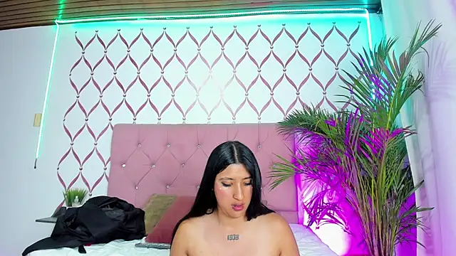 Lucy_evanns webcam