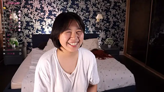 GillianGabriel webcam