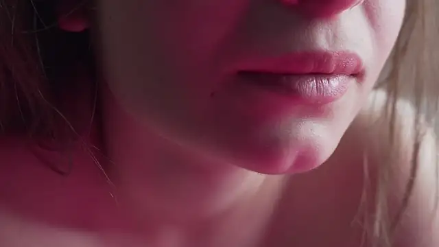 Nicole_Birds webcam
